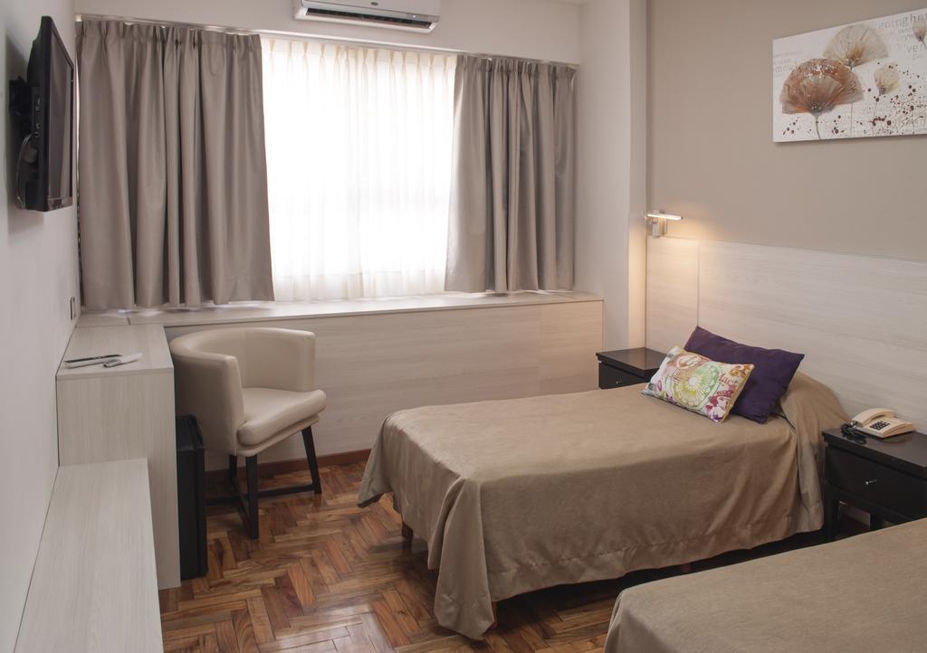Columbia Palace Hotel บัวโนสไอเรส ห้อง รูปภาพ